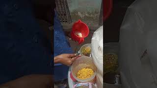 The jalmuri in roadside streetsfoods videoshort viralvideo food viralreels [upl. by Bac]