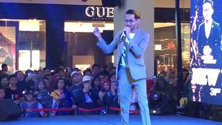 Sufian Suhaimi  Terasa Ada live New Year Eve Concert  Miri Sarawak [upl. by Zetram]