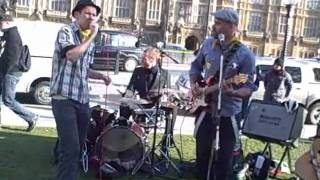 Skimmity Hitchers  West Country Holiday live at Parliament [upl. by Aikat362]