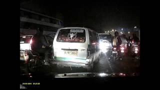 Dashcam  Thak thak gang at ISBT Kashmere gate Delhi [upl. by Ennyroc913]