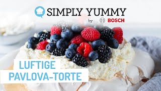 Luftige PavlovaTorte mit Mascarpone und Beeren 🍰  SIMPLY YUMMY Rezepte [upl. by Nosnhoj]