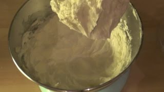 Italienische ButtercremeFondanttauglichHow to make [upl. by Aihsenod398]