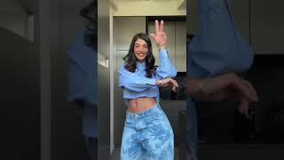 TikTok di Elisa Maino tiktok shorts elisamaino [upl. by Antonina839]