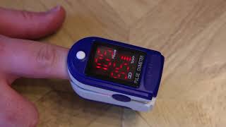 Contec Pulse Oximeter CMS50DL IP22 Unboxing and Quick Review [upl. by Rahs]