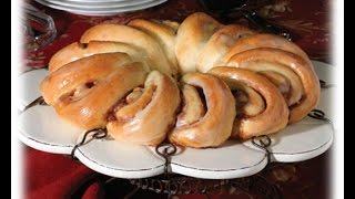 Cinnamon Roll Ring [upl. by Garrik]