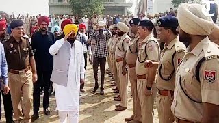 Punjab CM Bhagwant Mann meets Sangrur and Patiala SSPs at his Sangrur residence [upl. by Igor]