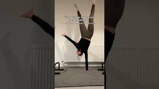 One arm handstand progression was not expecting this💀 calisthenics handstand gym calistenia [upl. by Yoc]