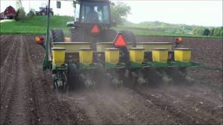 John deere planter [upl. by Nilrak]