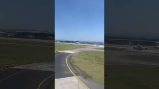 Jetstar A320neo airline landing brisbane [upl. by Nrubloc580]