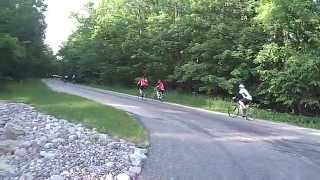 Mounds Park Rd CAT3 Climb of Horribly Hilly Hundred Wisconsin MOV 0008 [upl. by Asilet]