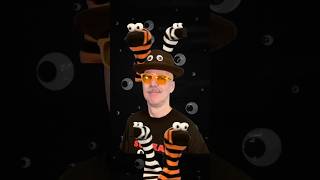 FUn 2 screAM Backwards Man funny puppet fun2rhyme halloween music youtuber scarymusic [upl. by Shushan]