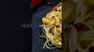 Spaghetti Aglio Olio e Peperoncino [upl. by Inalak]