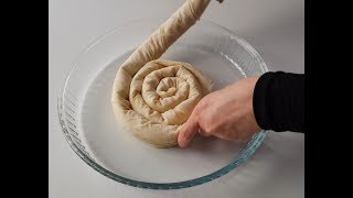 5 DAKİKADA EL ACMASI TADINDA BÖREK [upl. by Enilkcaj]