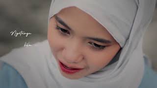 Hanin Dhiya  Semoga Selamanya Official Lyric Video [upl. by Yarg]