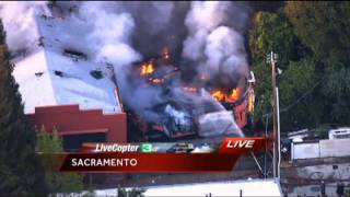 KCRA Murrow Entry BREAKING NEWS COMMERCIAL FIRE [upl. by Gowon878]