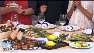 RECETTE  Asperges glacées aux sucs de citron de Menton coulis dolives noires et pistou [upl. by Lemor]