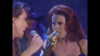 Iggy Pop amp Kate Pierson quotCandyquot  Arsenio Hall Jan 1991 [upl. by Orabelle758]