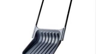 Suncast SF1850 22Inch Big Scoop Snow Shovel with Wear Strip [upl. by Cila]