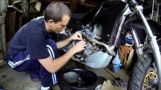 How To Change a XR650R Clutch [upl. by Rosenkrantz]