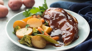 Slow Cooker Honey Garlic Chicken and Vegetables Recipe [upl. by Lienaj]