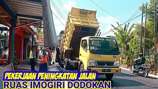 Proyek Pembangunan Pekerjaan Peningkatan Ruas Jalan ImogiriDlingo Pengaspalan Jalan Imogiri Dlingo [upl. by Klemm]