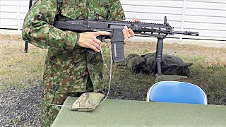 現役自衛官でもまだ見た人は少ない超レア映像！ 20式小銃＆SFP9装填要領 [upl. by Tremml]