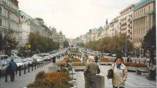 Praag  Tsjechie  Moldau en Volkslied van Tsjechie  National Hymn of Czech Republic [upl. by Yrollam317]