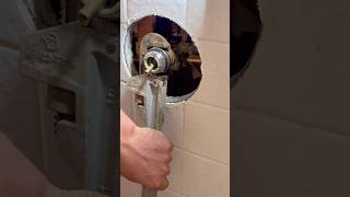 somebody broke this shower valve so I fixed it up😎 [upl. by Antipas]