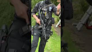 Armed police search gardens in Birmingham UK [upl. by Nnawaj]