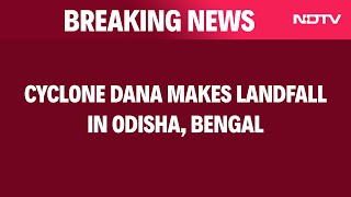 Cyclone News Today  Heavy Rain Strong Winds In Odisha Bengal As Cyclone Dana Makes Landfall [upl. by Aitsirt]