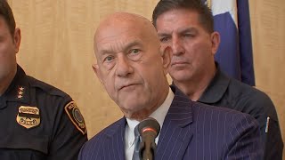 Houston mayor and acting police chief denounce councilmans critique on Beryl response [upl. by Drais]