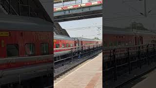 Beautiful announcement relayed for train 04715 BKN SNSI Special Train on Diwali 🪔🎇 Festival 🎎🥮 [upl. by Kcireddor]