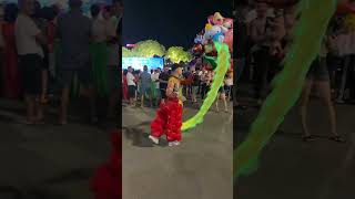 Múa rồng đơn ngẫu hứng 😅 liondance mualantrungthu lansurong [upl. by Ardnahs]