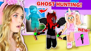 Using NEW DEVICE To GHOST HUNT In SCARY SECRET PLACES In Brookhaven Roblox [upl. by Yggep]