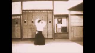 Morihiro Saito  31 Jo Kata  KAISO JIKIDEN MORIHIRO SHIHAN SAN JU ICHI JO NO KATA [upl. by Finnigan]