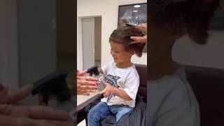 Heroes storia di un parrucchiere che rende felici i bambini con alopecia 🥰 [upl. by Ettennahs]