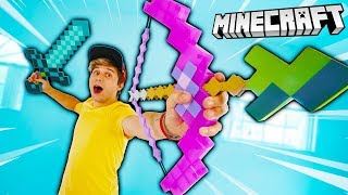 5 BRINQUEDOS DE MINECRAFT NA VIDA REAL ☆ ESPADA E ARCO ENCANTADO ☆ [upl. by Hteboj575]