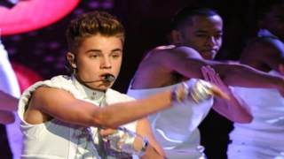 Justin Bieber Heartbreaker Live Teen Choice Awards 2013 BMA HD [upl. by Chadabe979]