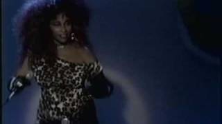 Chaka Khan Aint Nobody rare 80s performance [upl. by Nivlen]