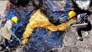 Gold veins After years of searching we have finally found a highquality gold deposit [upl. by Annohs]