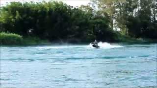 Jet Ski Yamaha Wave Blaster 700cc Powertest [upl. by Dweck]