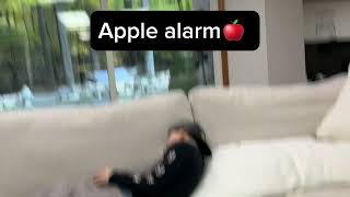 Android alarm 🤖vs Apple alarm ￼￼ 🍎 ￼ [upl. by Rehsu]