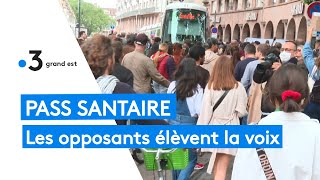 Pass sanitaire  en Alsace les opposants élèvent la voix [upl. by Ailliw983]