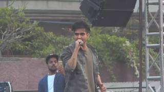 Hardy sandhu live at rajdhani college [upl. by Annecorinne]