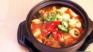 SPICY TOFU STEW  SOON DU BU  순두부  CRAZY KOREAN COOKING [upl. by Tadashi]