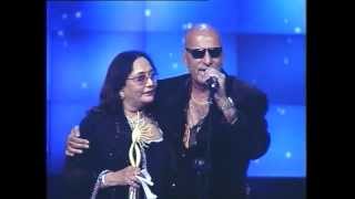 Feroz Khan in high spirits at IIFA 2002 [upl. by Anelhtak669]