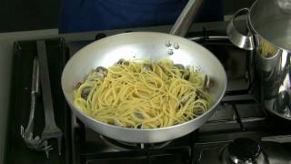 Spaghetti alle vongole [upl. by Ettenawtna660]