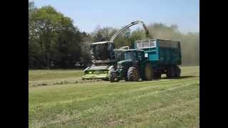 ensilage dherbe 2013 avec ensileuse claas jaguar 930 [upl. by Amolap]