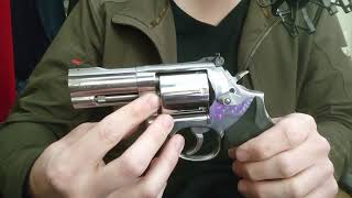 Smith amp Wesson Model 686 Plus TALO Review  The Definitive Combat Revolver [upl. by Knowling743]