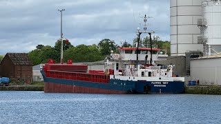 Today at Sharpness FluviusTavy unloading [upl. by Alba]